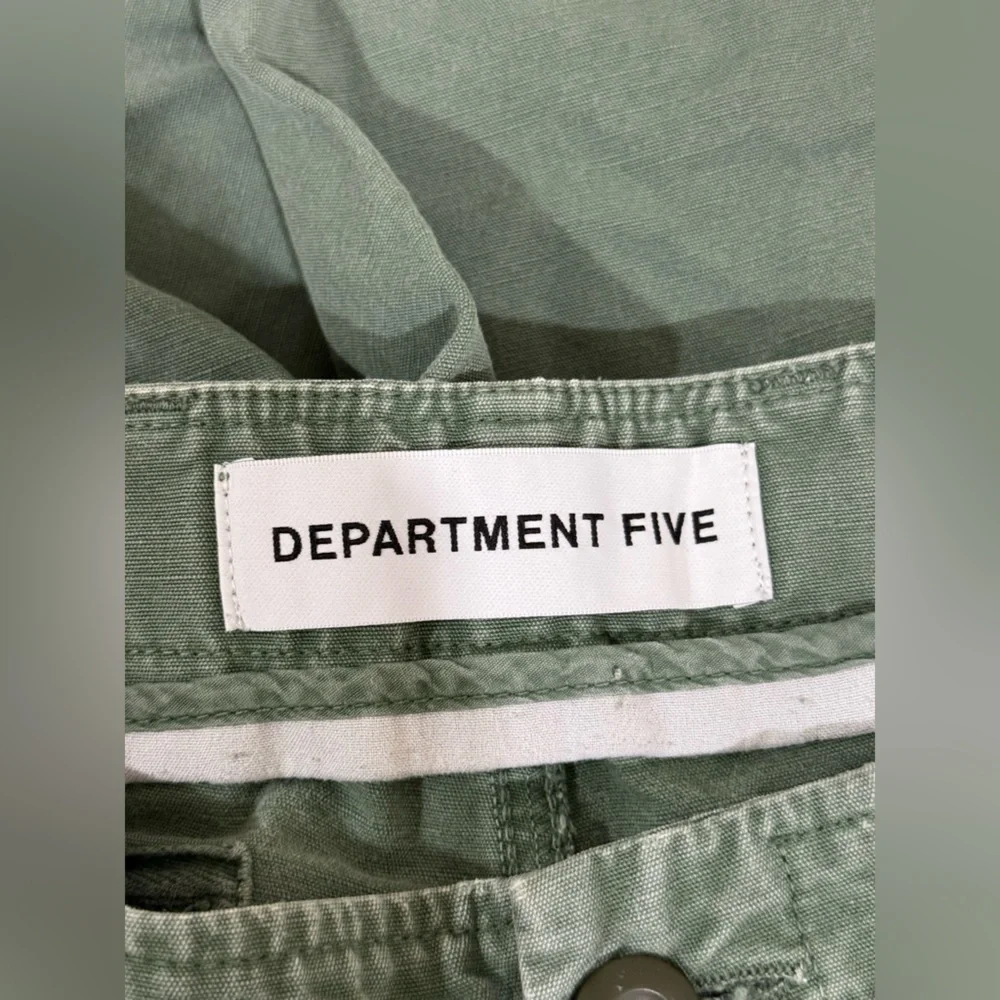 DEPARTMENT FIVE Relaxed Olive Cargo Pants for Men - Classic Utility Style